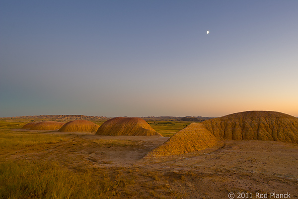 Badlands National Park, Wind Cave National Park, Custer State Park and National Grasslands, South Dakota